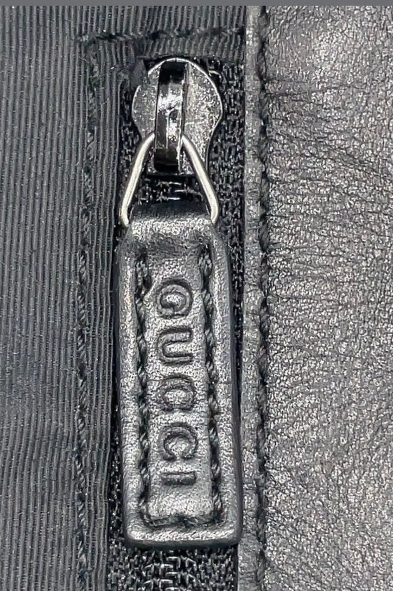 Gucci Leather & Canvas Grey & Black Shoulder Bag