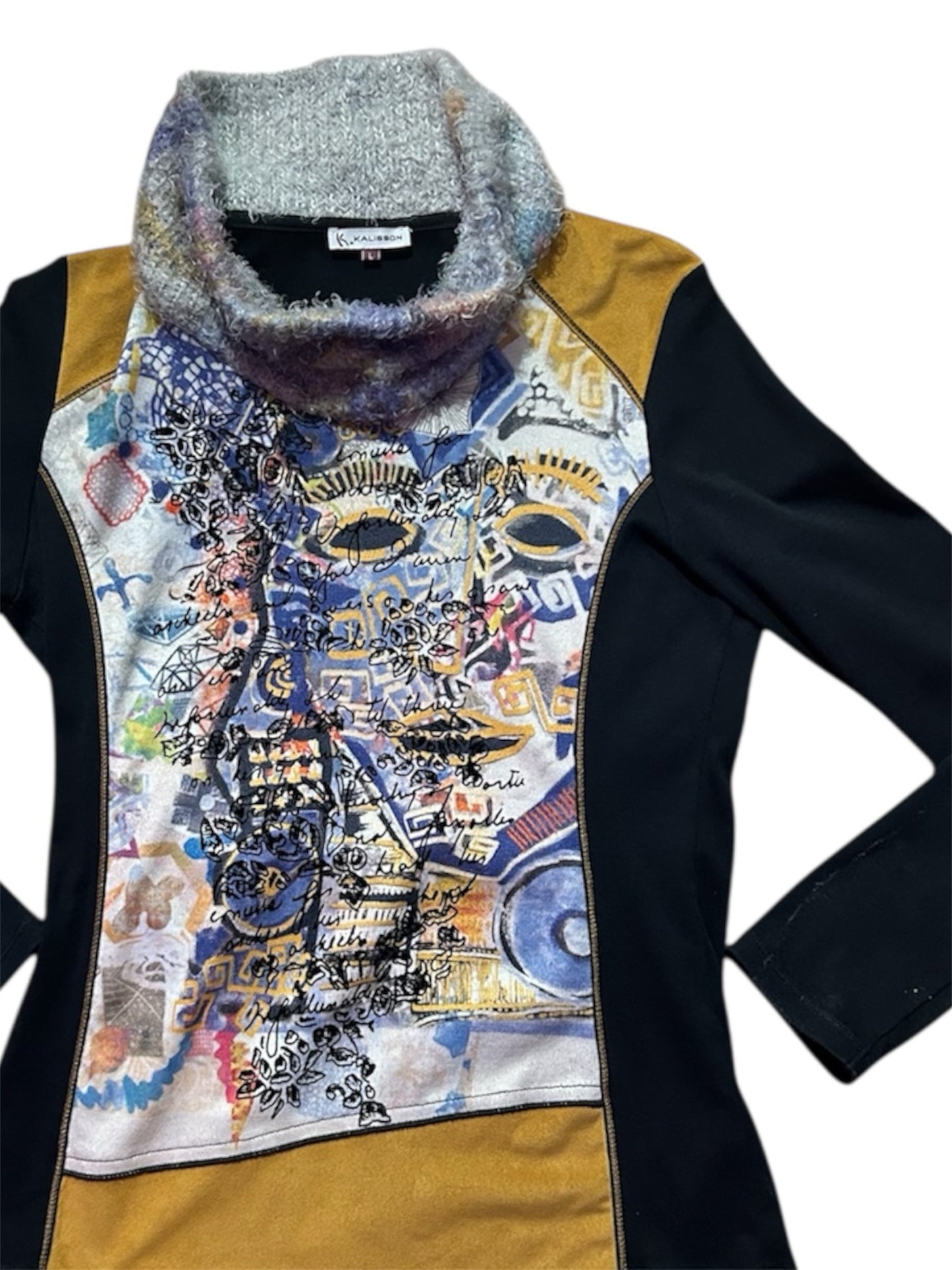 Kalisson Pattern Collared Long Sleeve Top