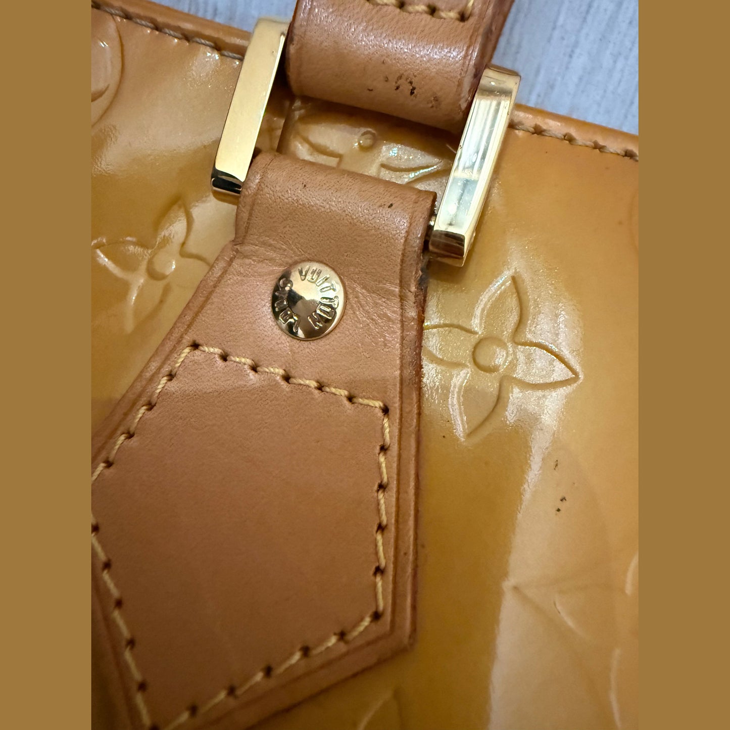 Louis Vuitton Vernis Houston Shoulder Bag