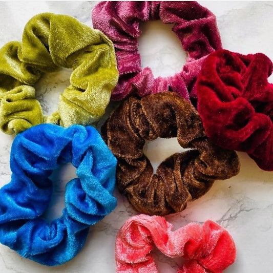 FREE SCRUNCHIE WITH ALL ORDERS...