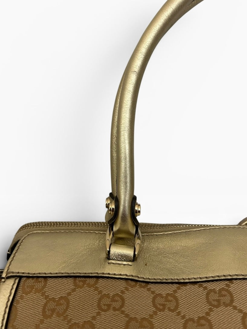 Gucci Abbey Oversized Shoulder Bag