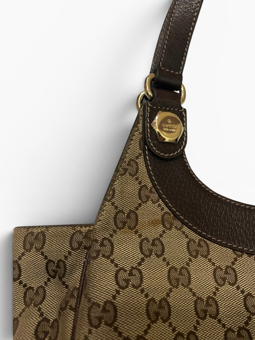 Gucci Charmy