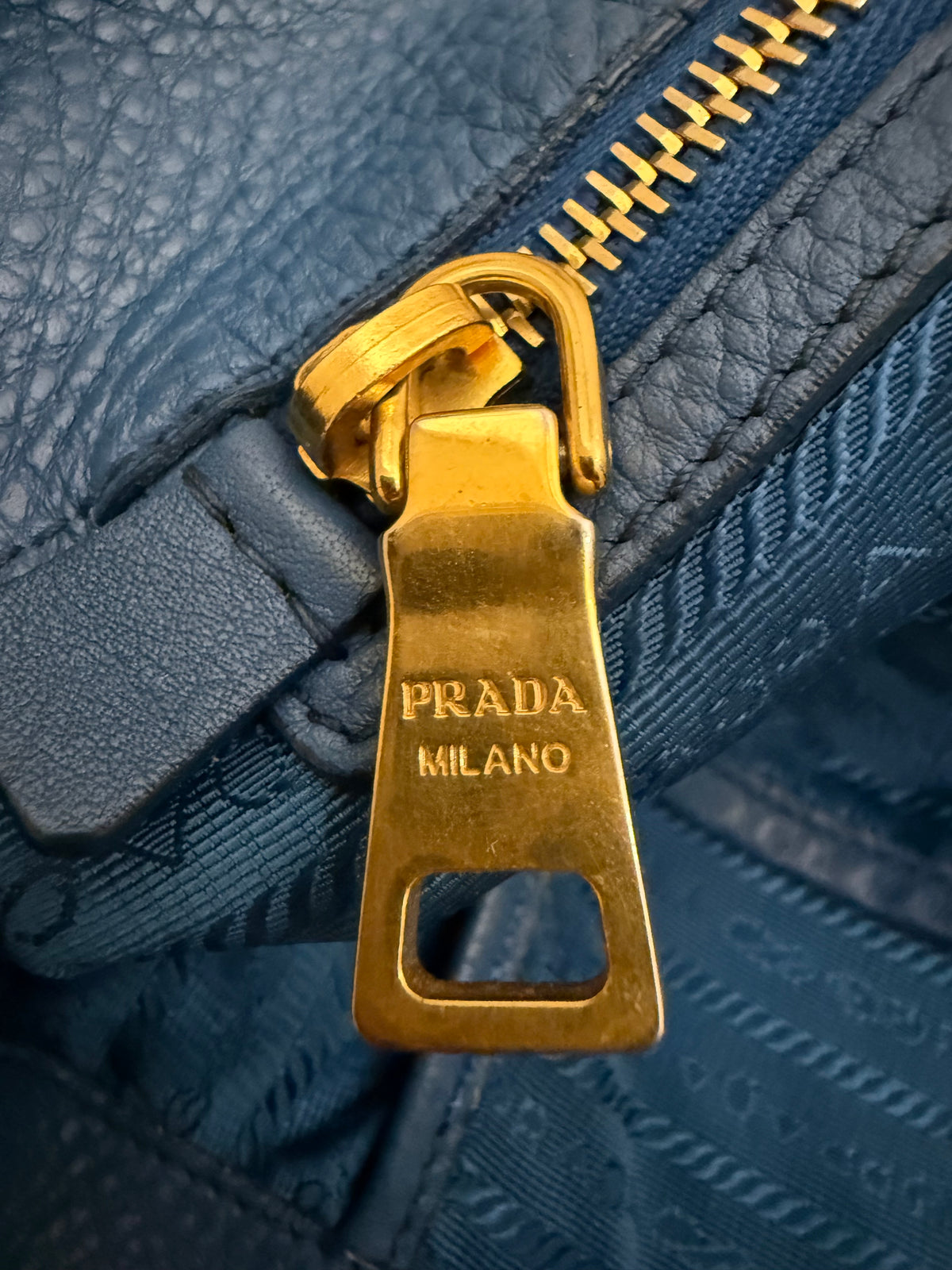 Prada Vitello Daino