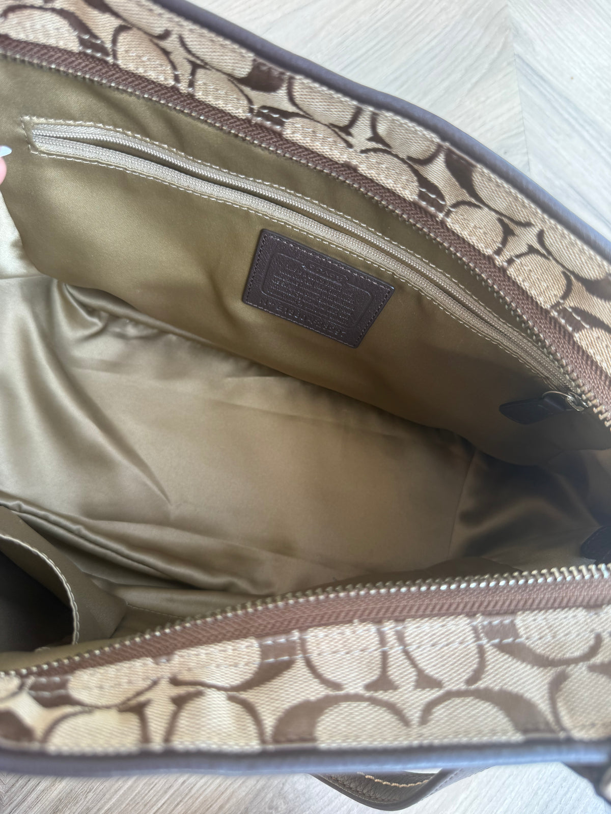 Coach Signature Jacquard Shoulder Tote Bag F23297