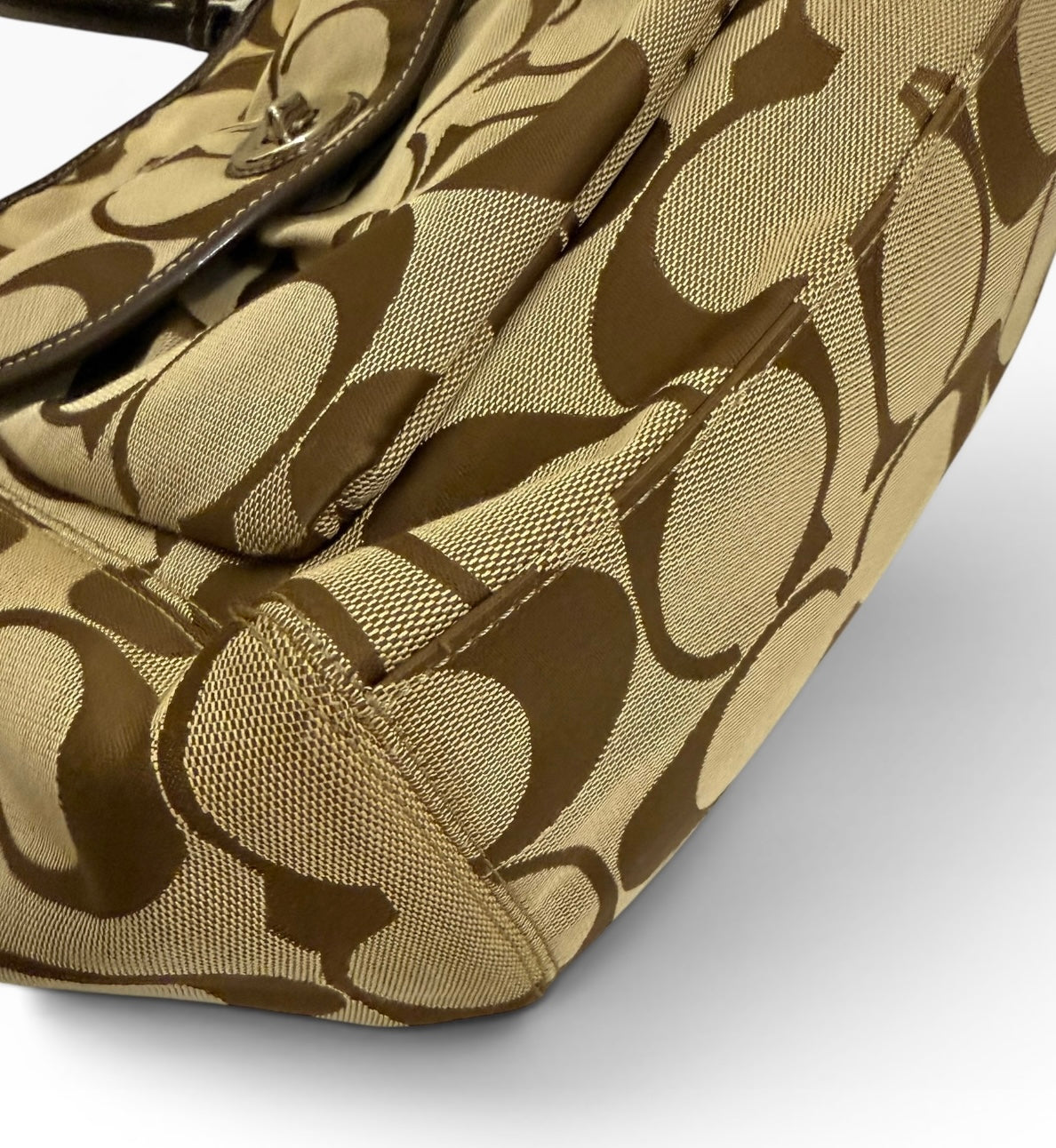 Coach Leah Signature Shoulder Bag