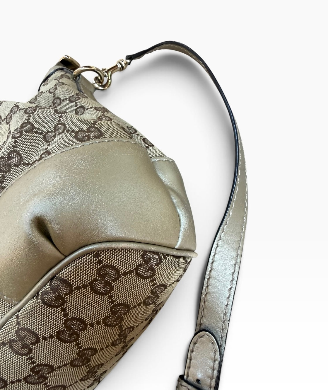 Gucci Sukey 2-Way Shoulder Bag