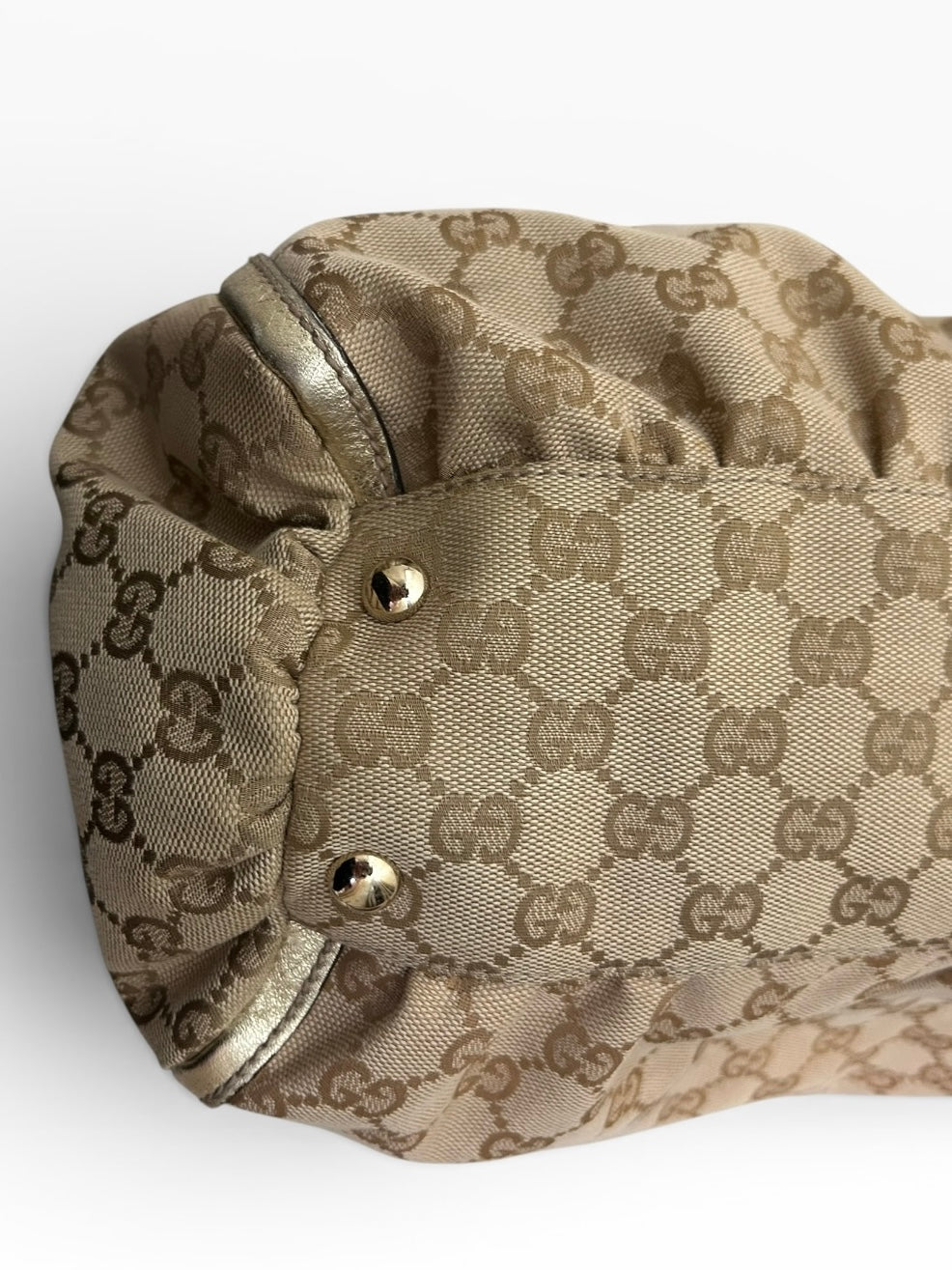 Gucci Abbey Oversized Shoulder Bag