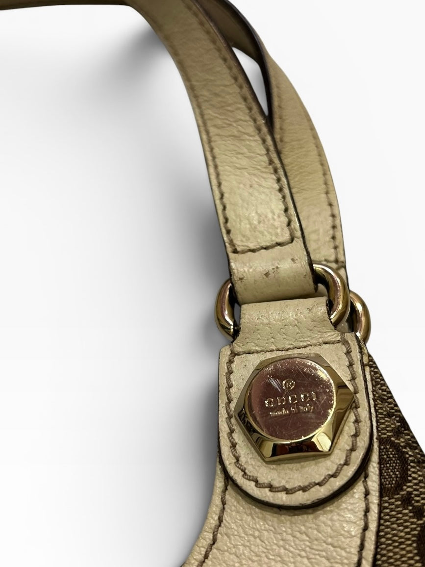 Gucci Charmy