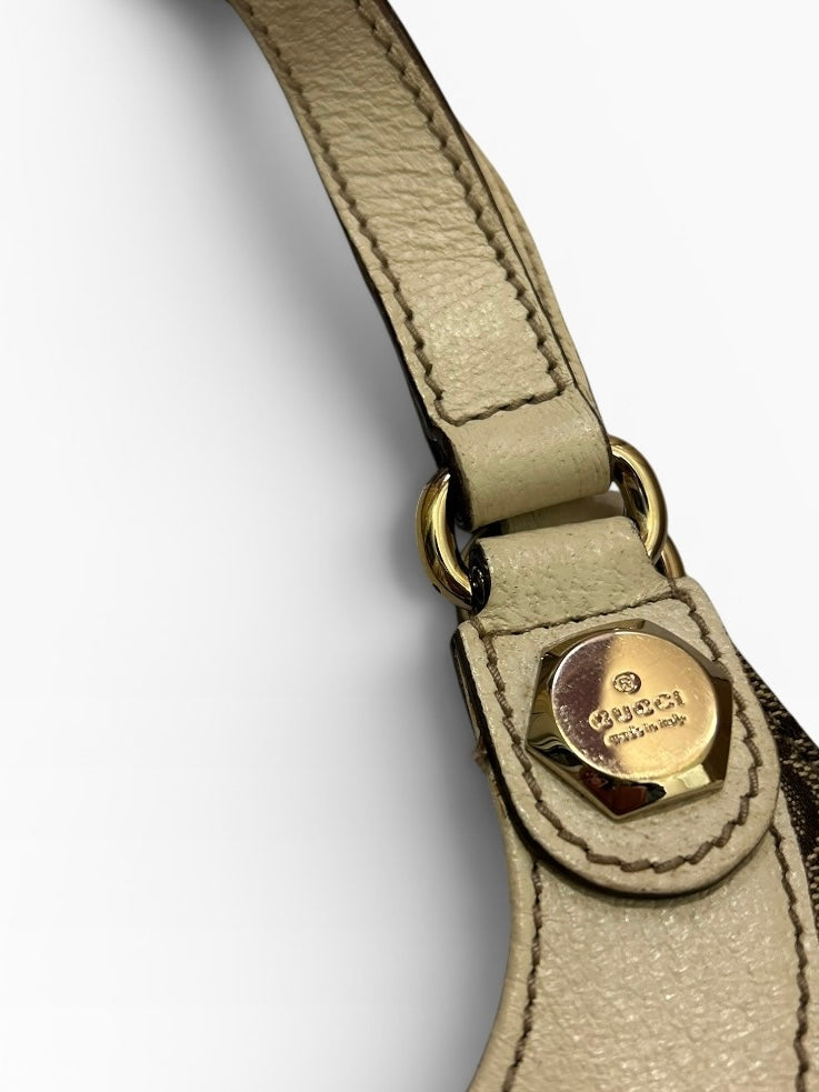 Gucci Charmy