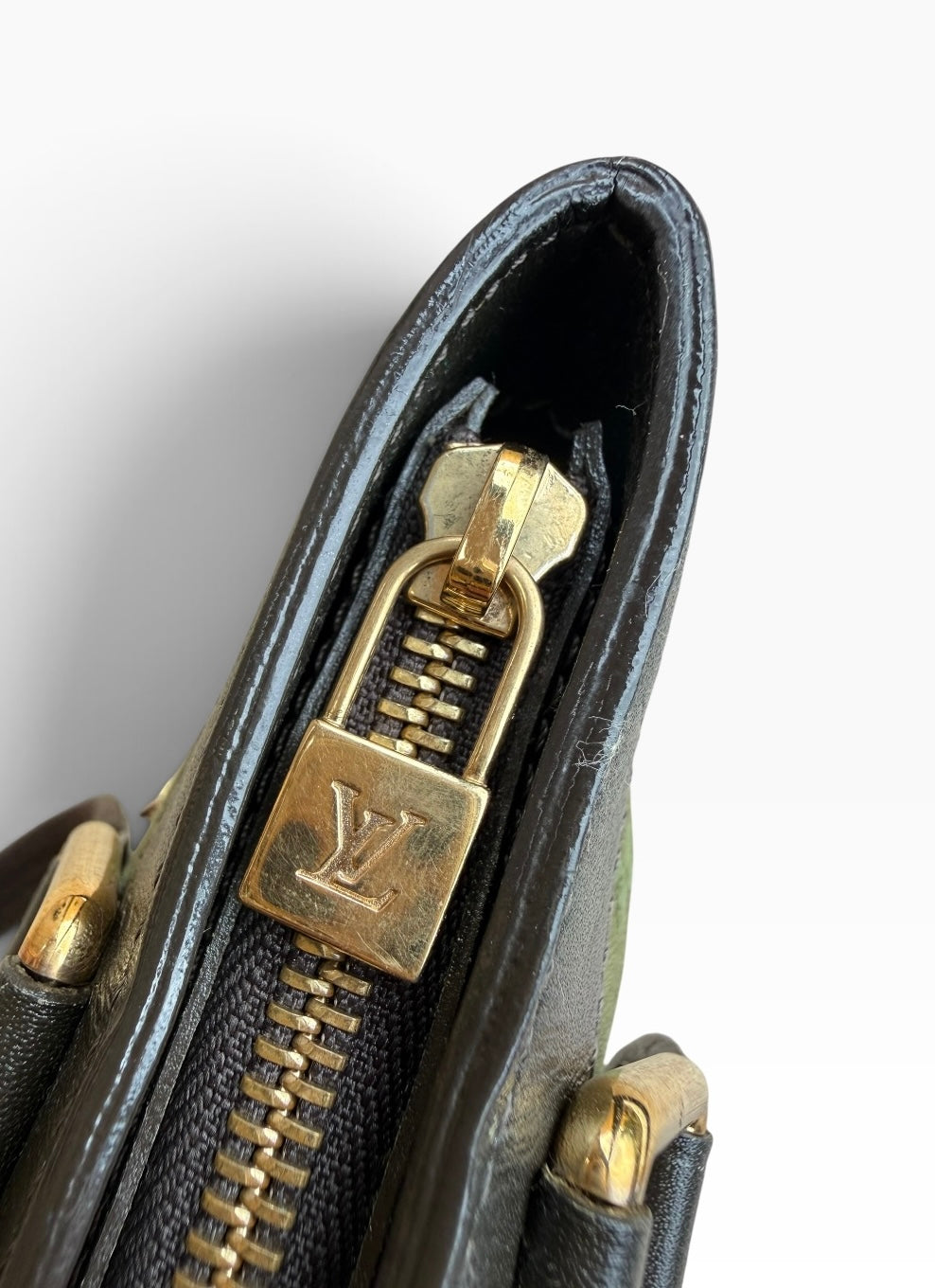 Louis Vuitton 2003 Monogram Mini Lin Lucille