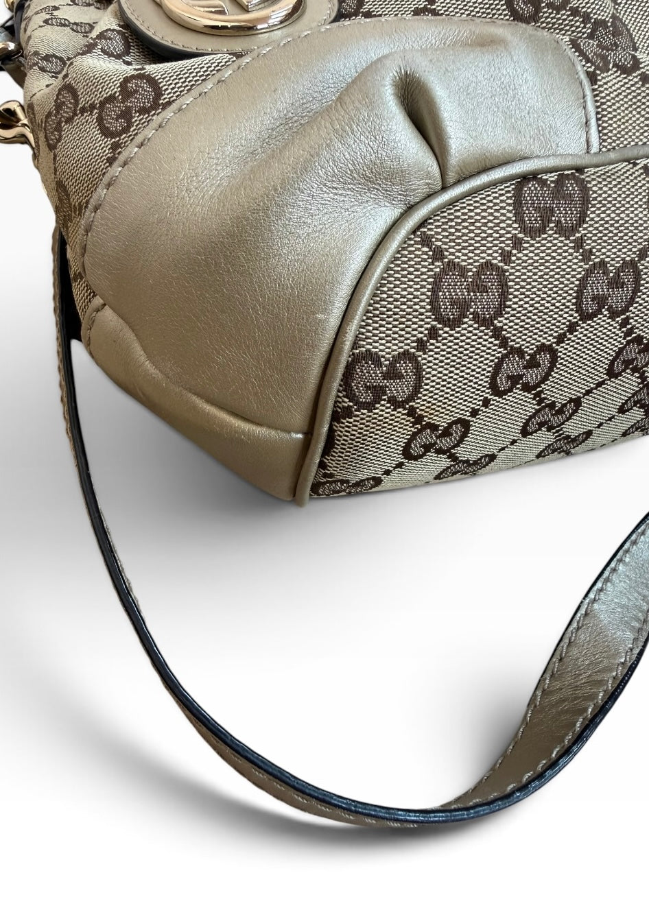 Gucci Sukey 2-Way Shoulder Bag