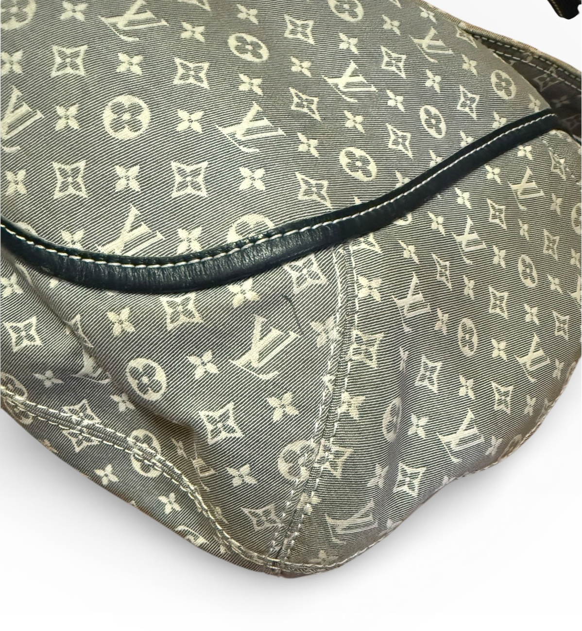 Louis Vuitton Monogram Idylle Romance Shoulder Bag