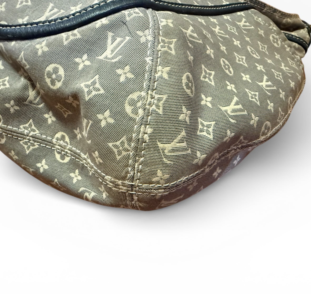 Louis Vuitton Monogram Idylle Romance Shoulder Bag