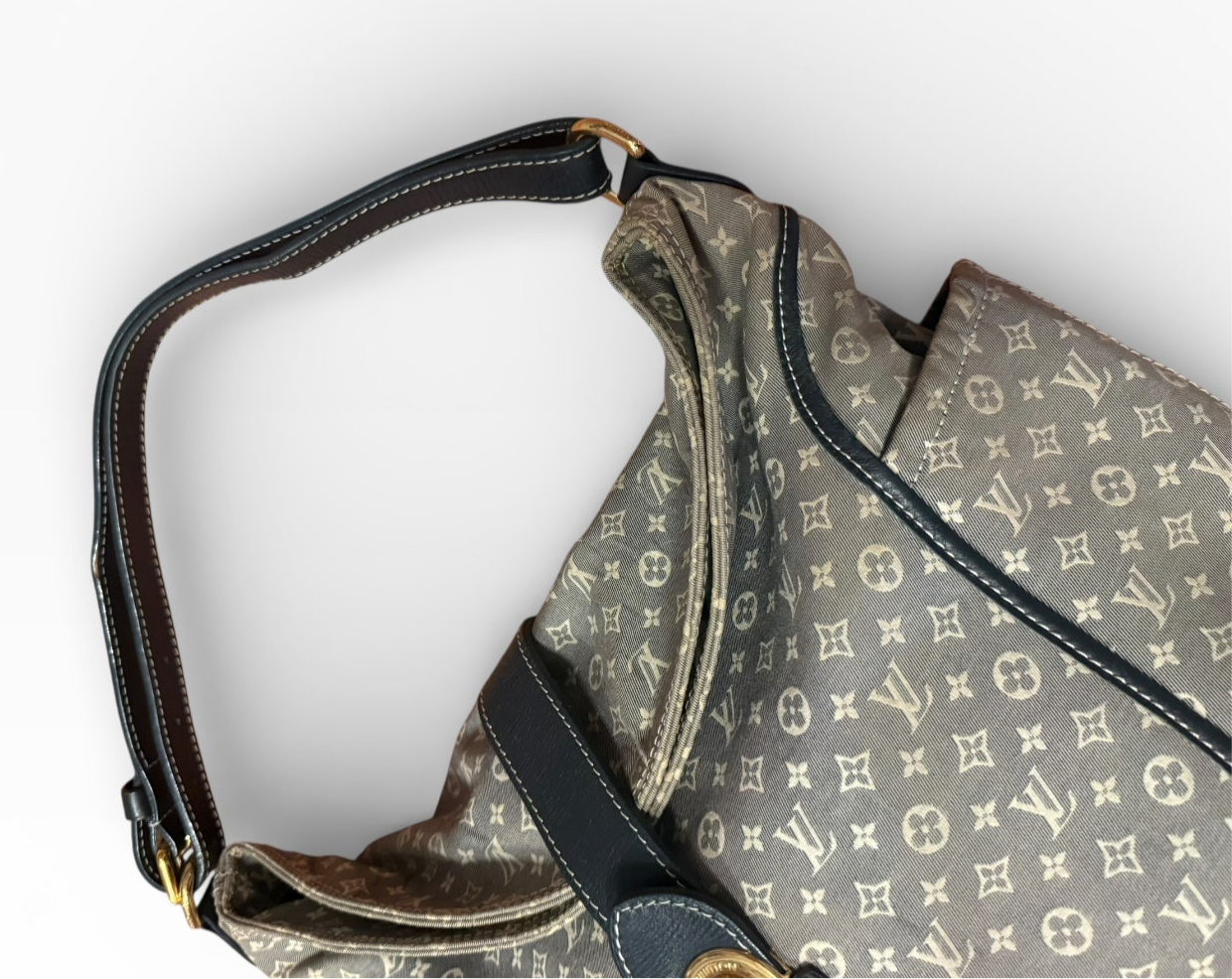 Louis Vuitton Monogram Idylle Romance Shoulder Bag