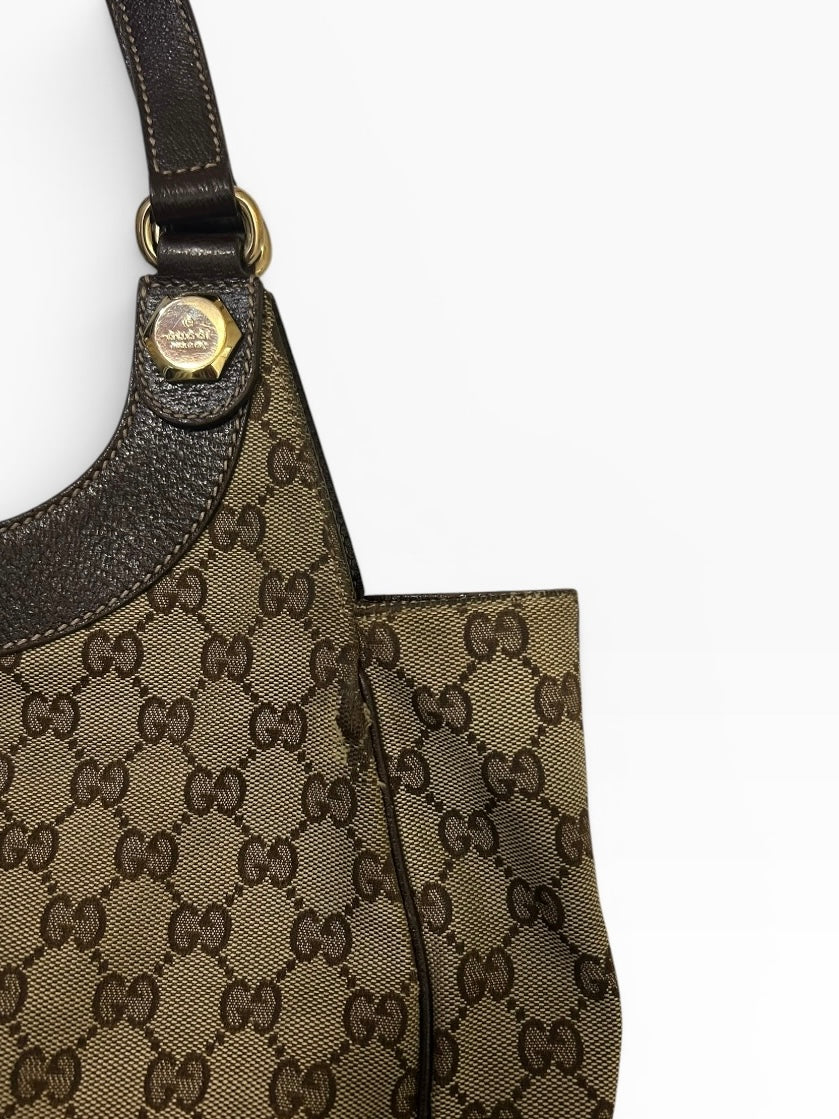 Gucci Charmy