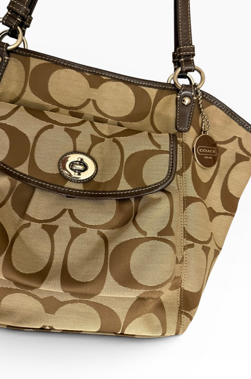 Coach Leah Signature Shoulder Bag