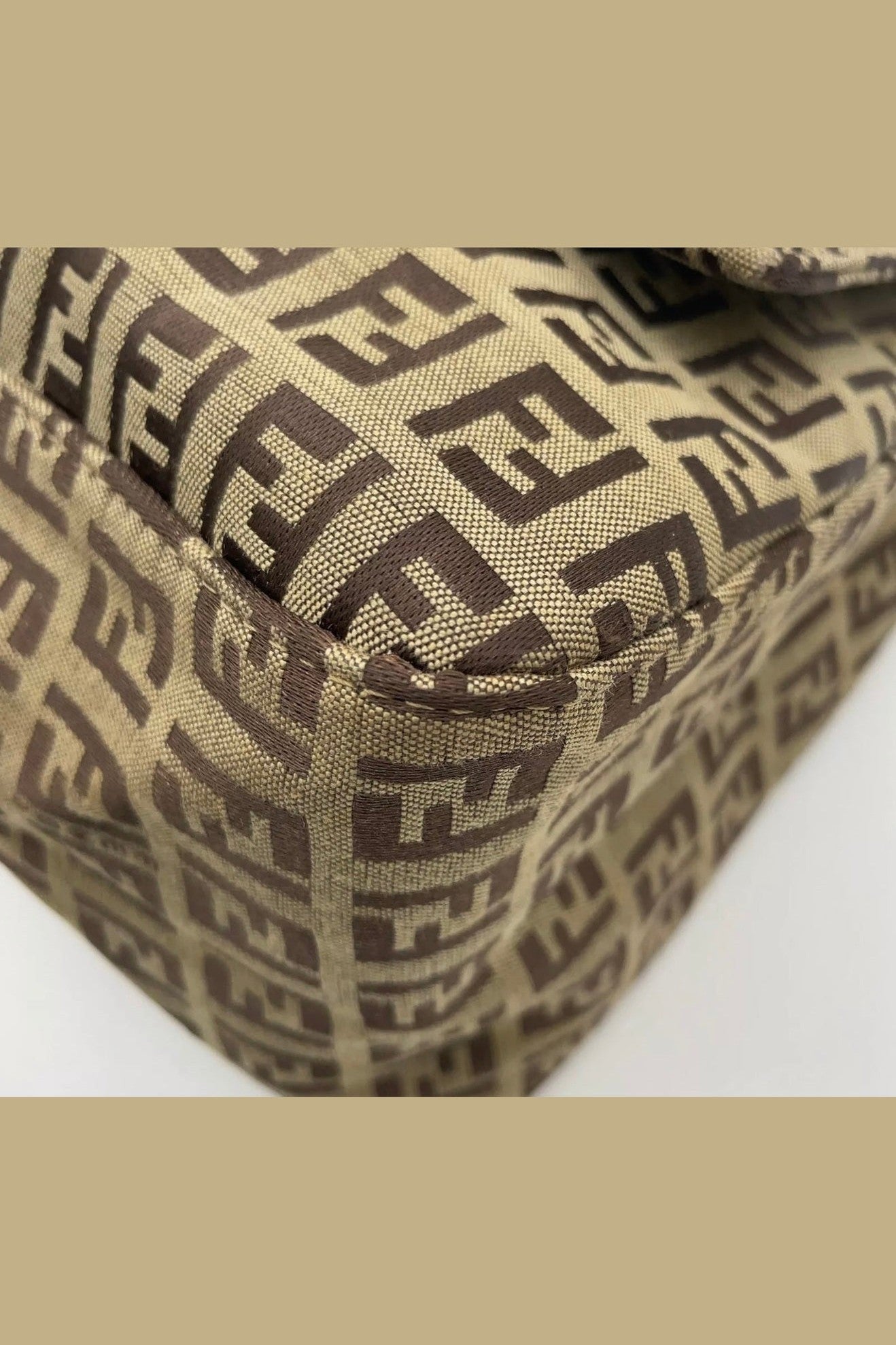 Fendi Mamma Baguette Shoulder Bag
