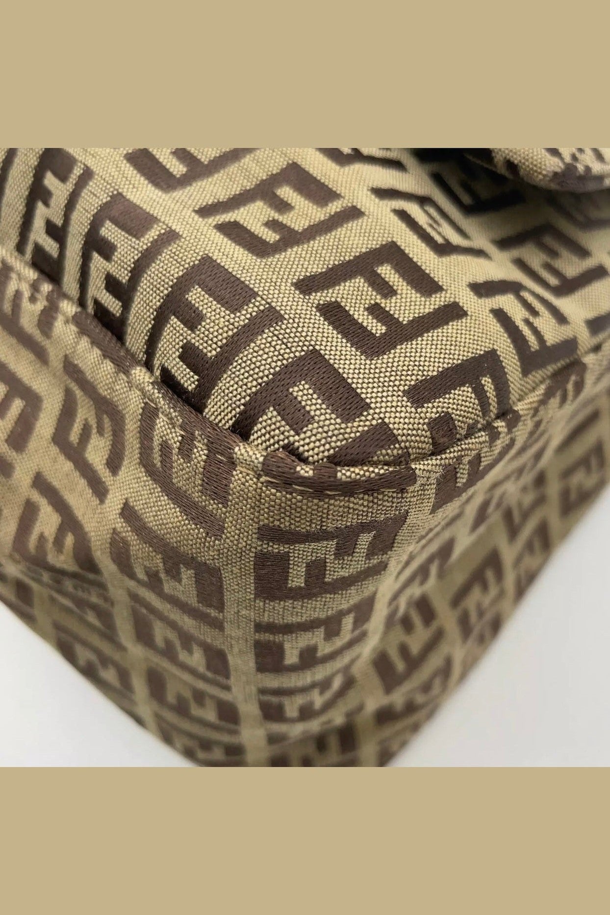 Fendi Mamma Baguette Shoulder Bag