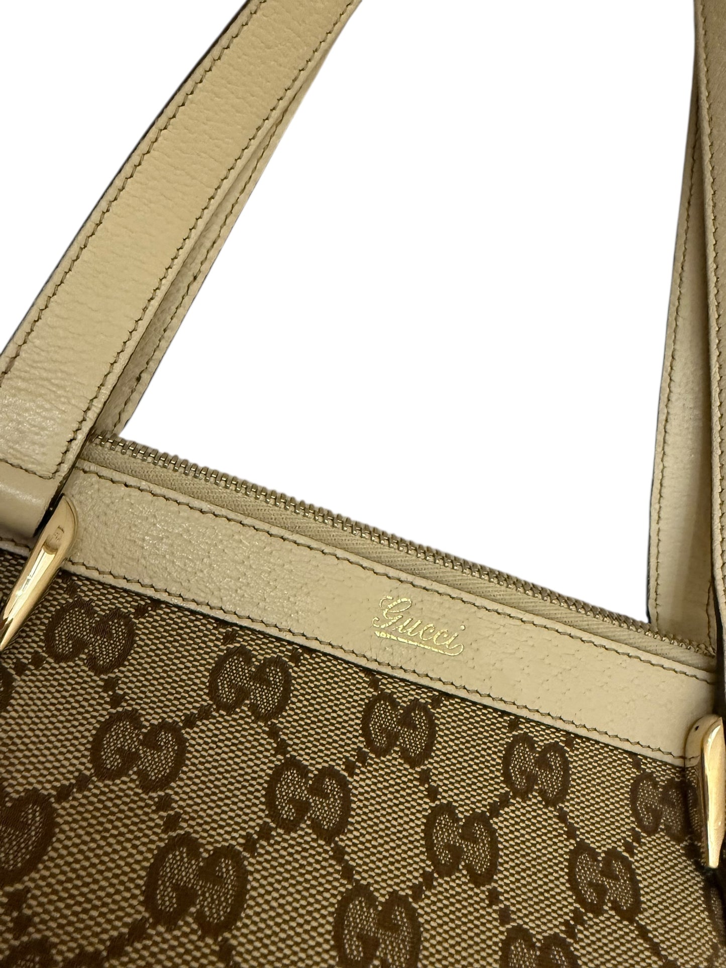 Gucci Abbey Monogram Shoulder Bag- white leather