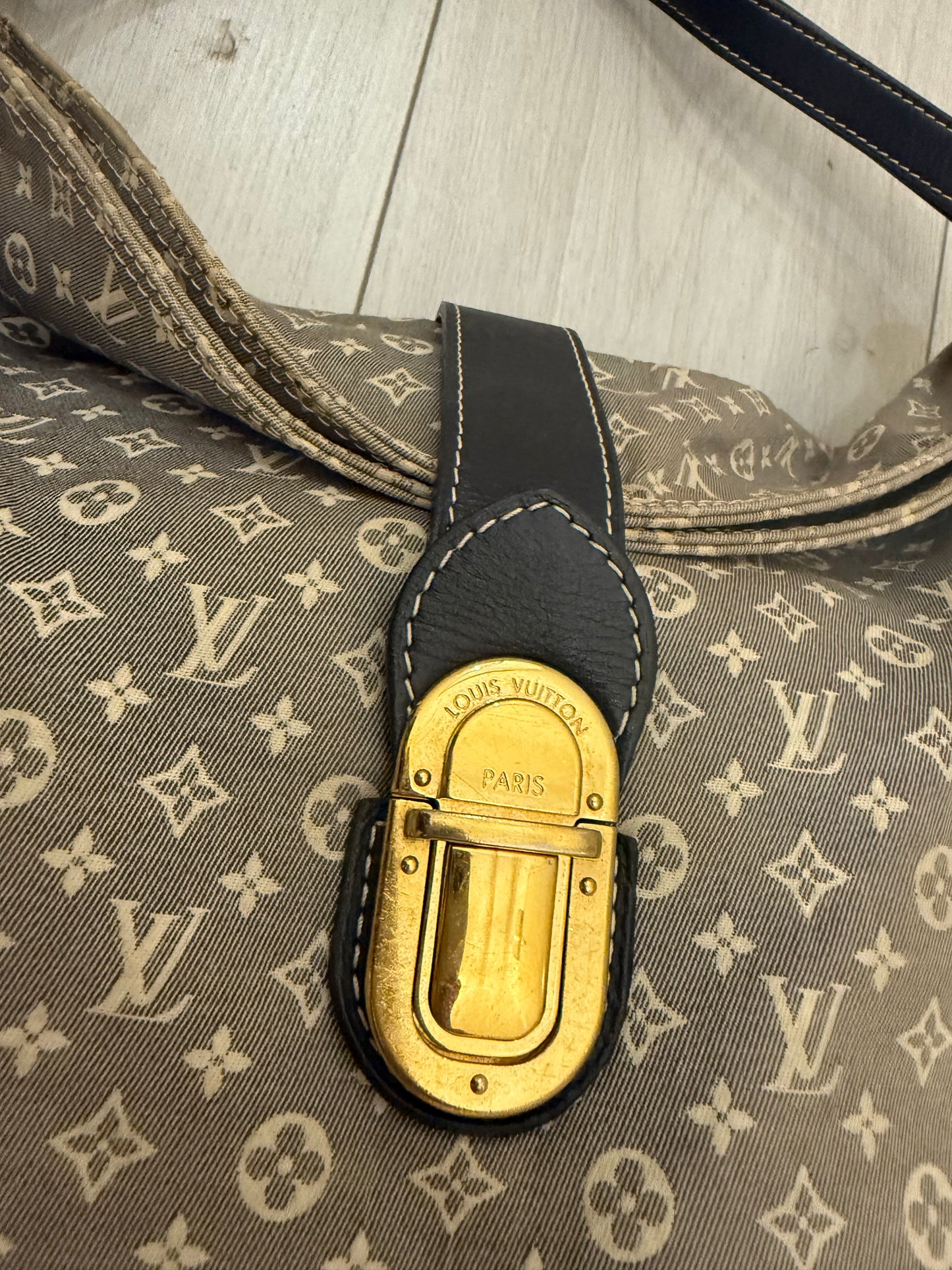 Louis Vuitton Monogram Idylle Romance Shoulder Bag
